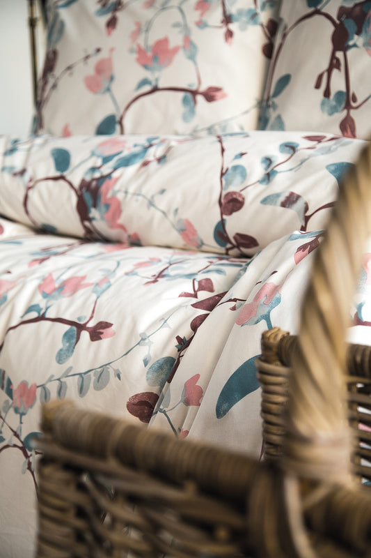 Siena - Virágzó magnóliák a szellőben